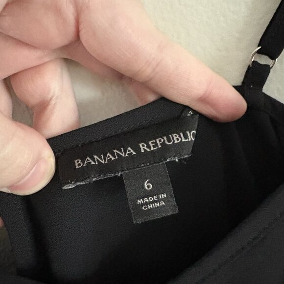 Banana Republic Women 6 Black V-Neck Spaghetti Straps Drapey Jogger Jumpsuit - Picture 9 of 14